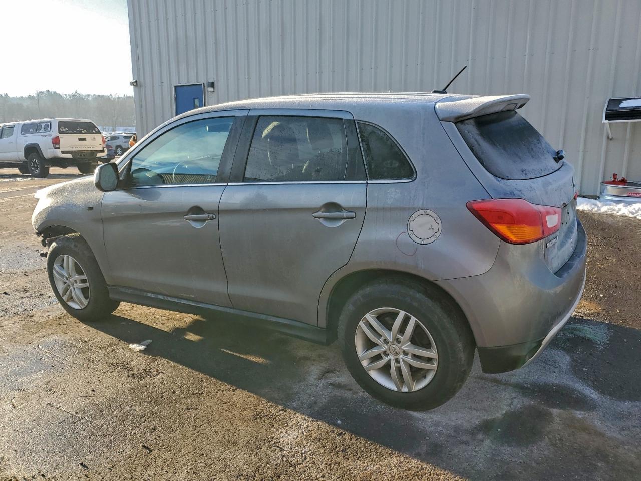2015 MITSUBISHI OUTLANDER SPORT SE photo 2