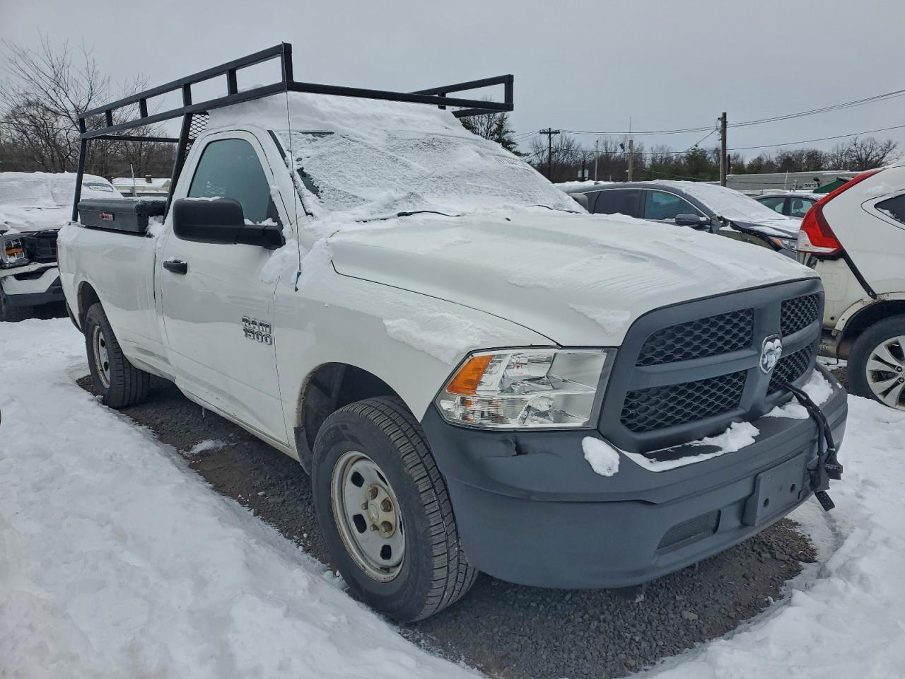 2014 RAM 1500 ST photo 4