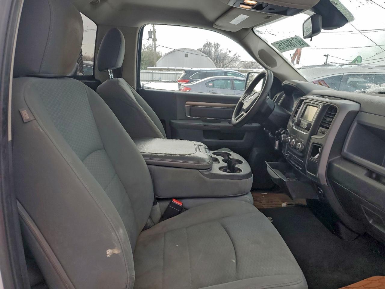 2014 RAM 1500 ST photo 11