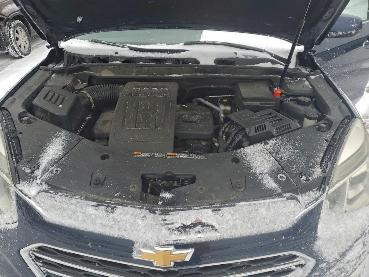 2017 CHEVROLET EQUINOX LT photo 12