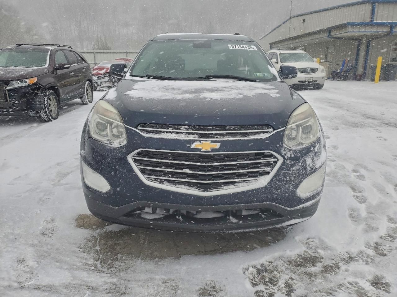 2017 CHEVROLET EQUINOX LT photo 5