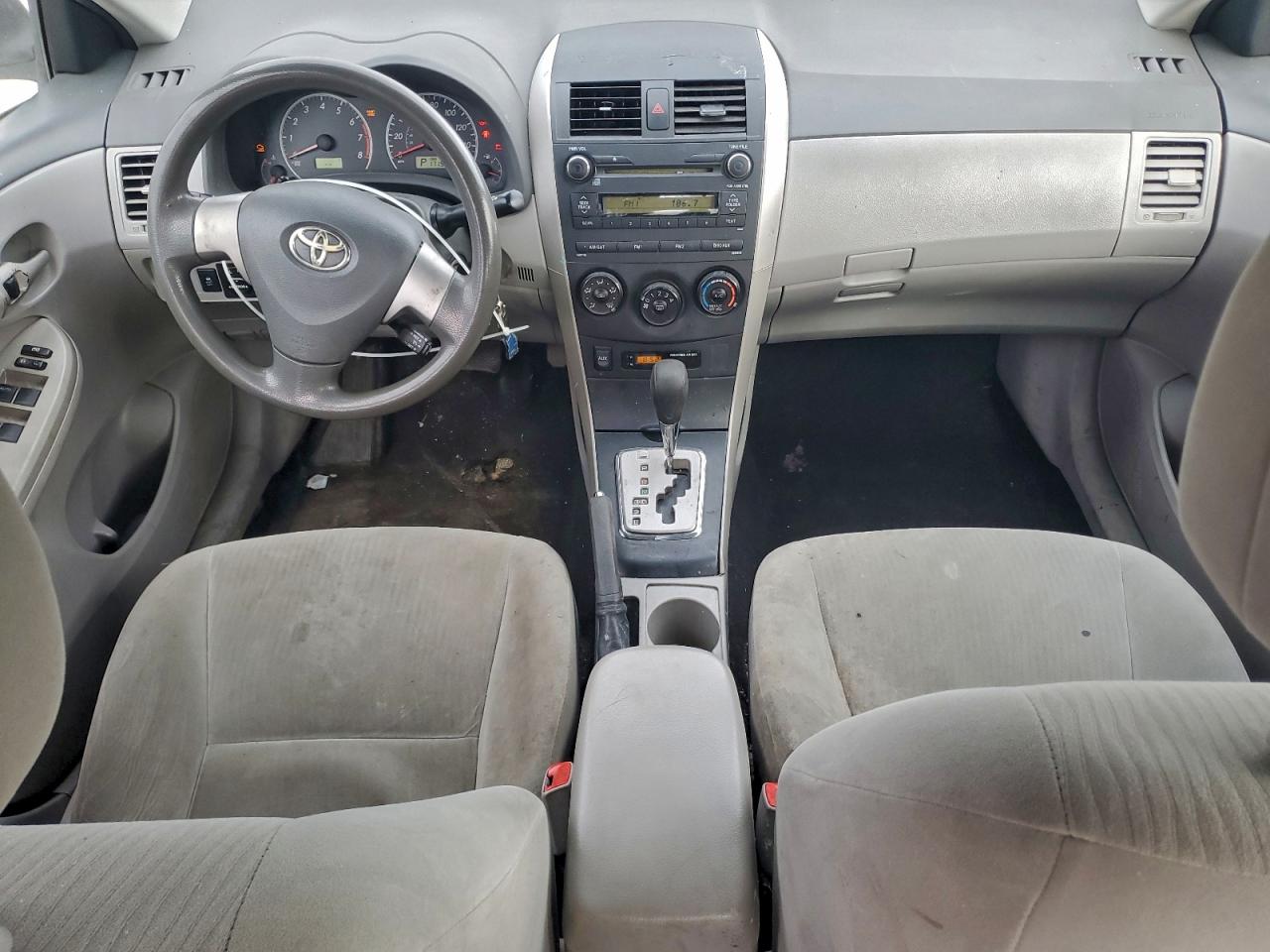 2010 TOYOTA COROLLA BASE photo 8
