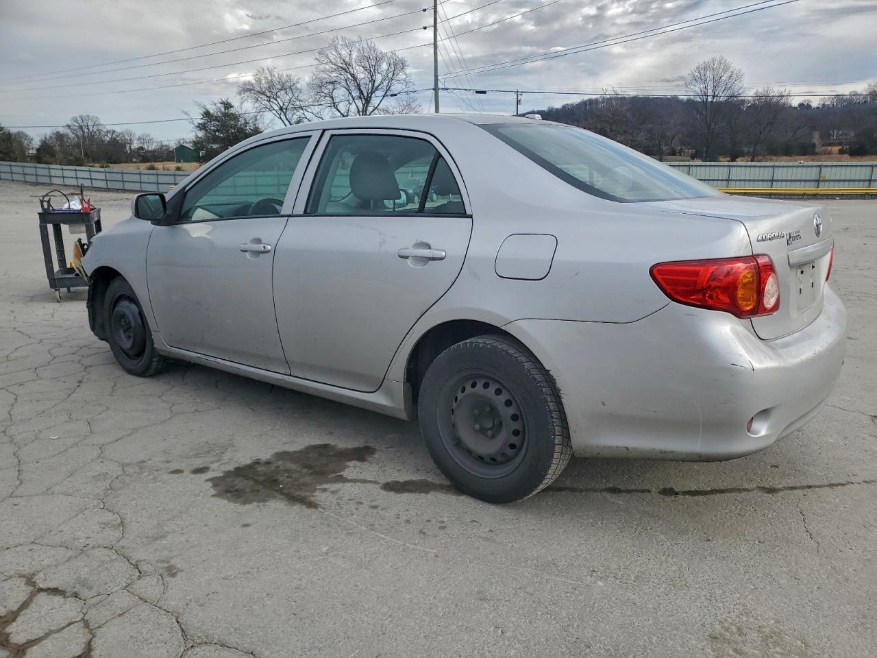 2010 TOYOTA COROLLA BASE photo 2