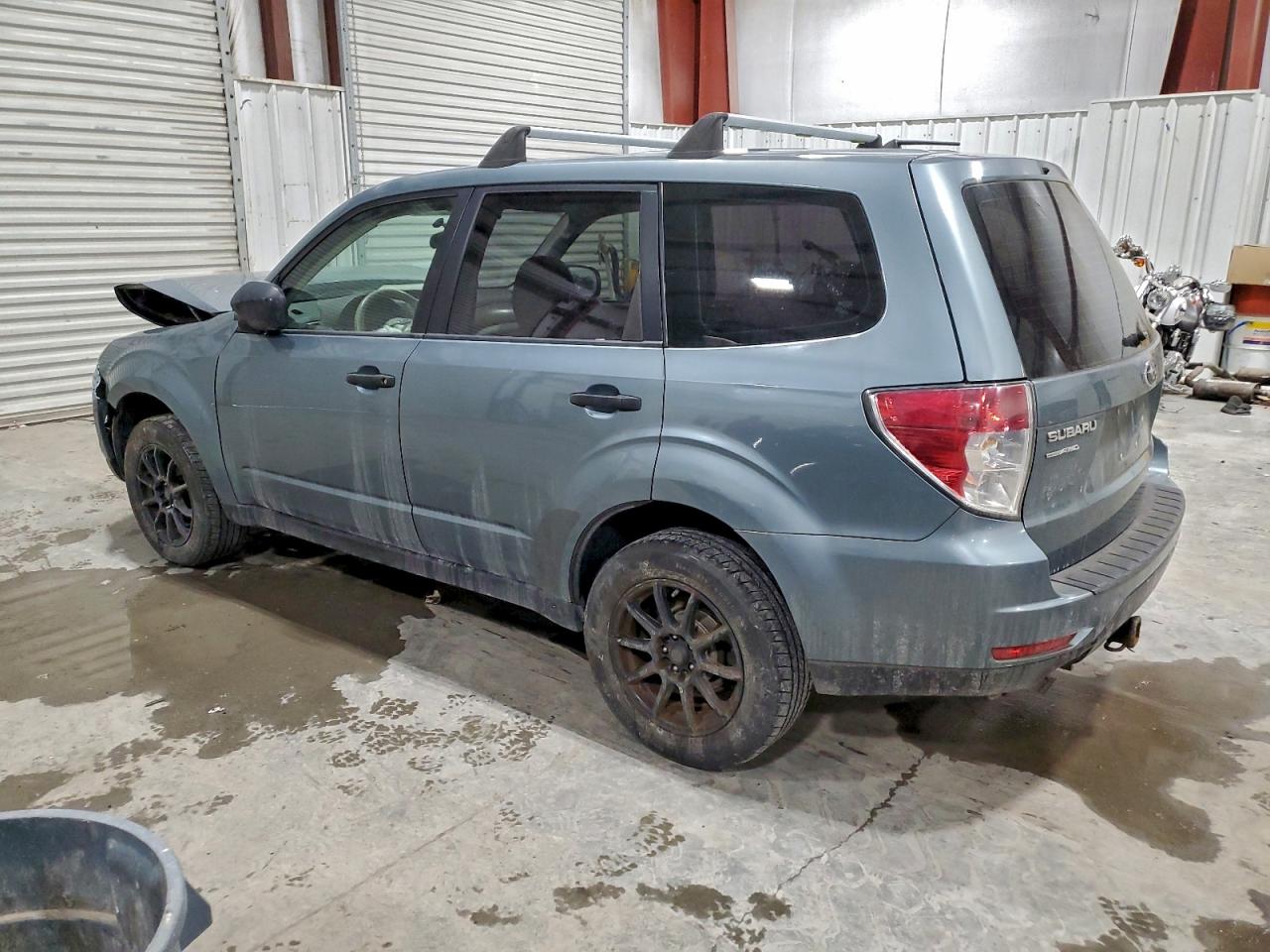 2010 SUBARU FORESTER 2.5X photo 2
