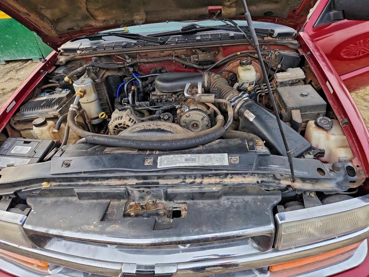 2000 CHEVROLET S TRUCK S10 photo 11