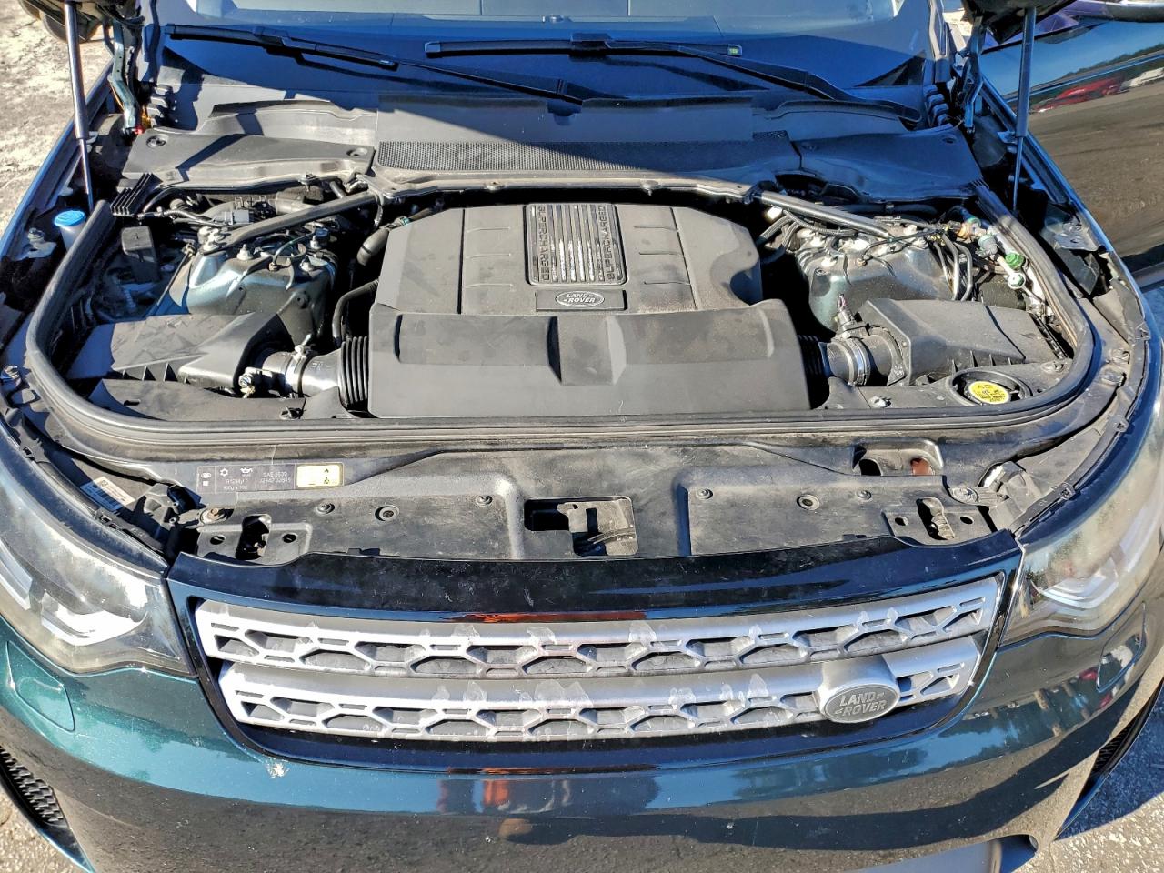 2017 LAND ROVER DISCOVERY HSE photo 12