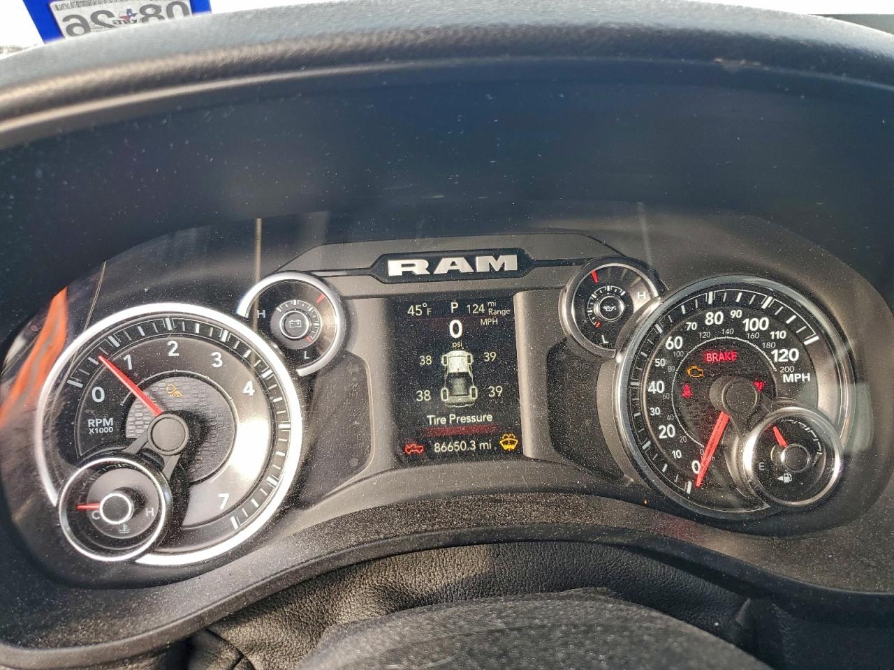 2019 RAM 1500 BIG HORN/LONE STAR photo 9