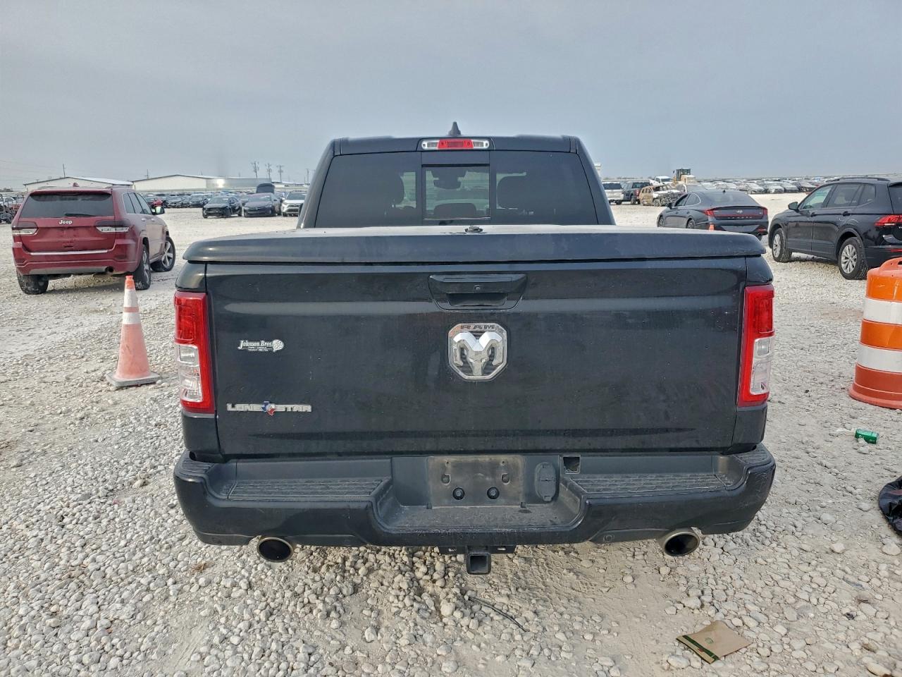 2019 RAM 1500 BIG HORN/LONE STAR photo 6