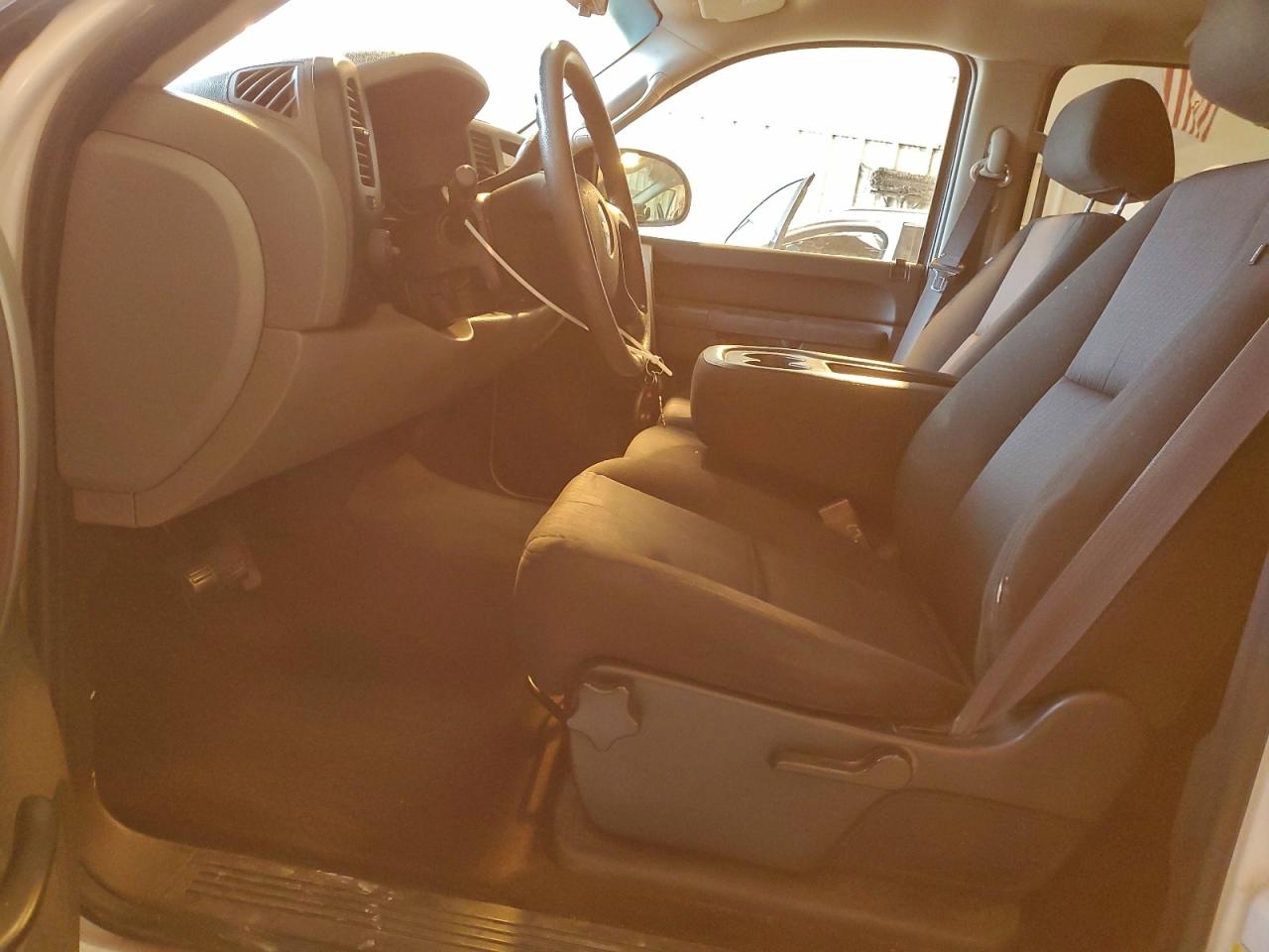 2010 CHEVROLET SILVERADO C1500 LS photo 7