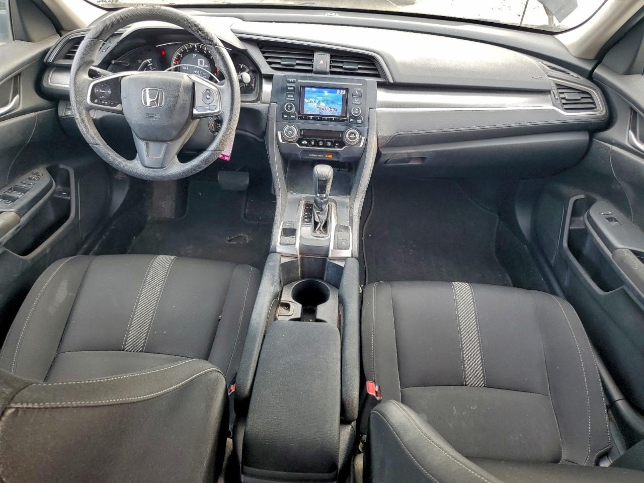 2016 HONDA CIVIC LX photo 8