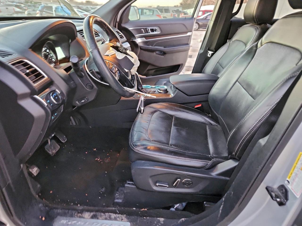 2017 FORD EXPLORER LIMITED photo 7