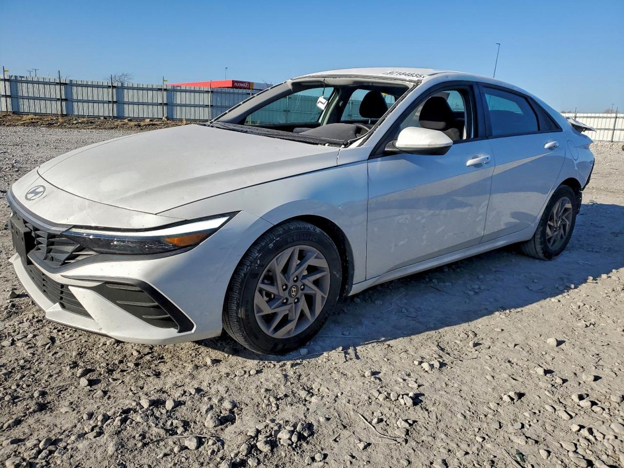 2024 HYUNDAI ELANTRA