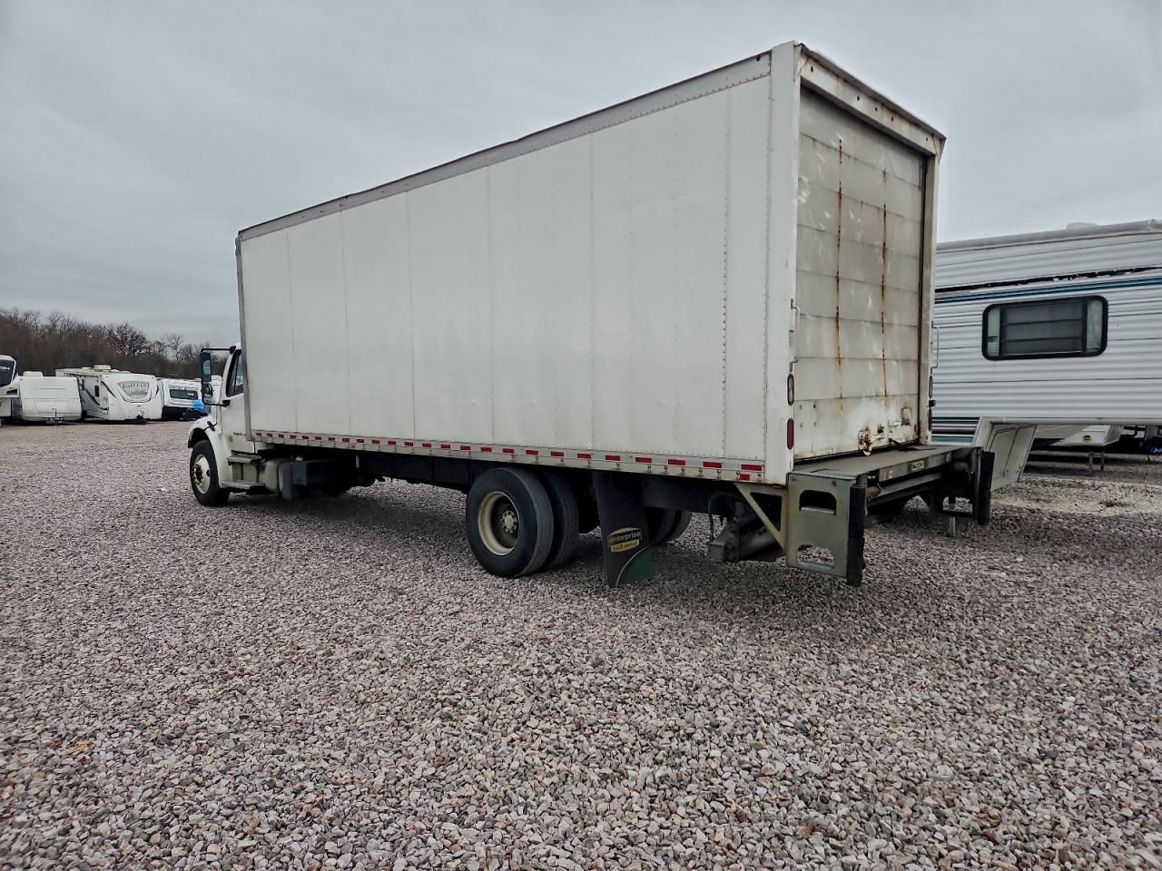 2018 FREIGHTLINER BUSINESS CLASS M2 BOX TRUCK photo 3