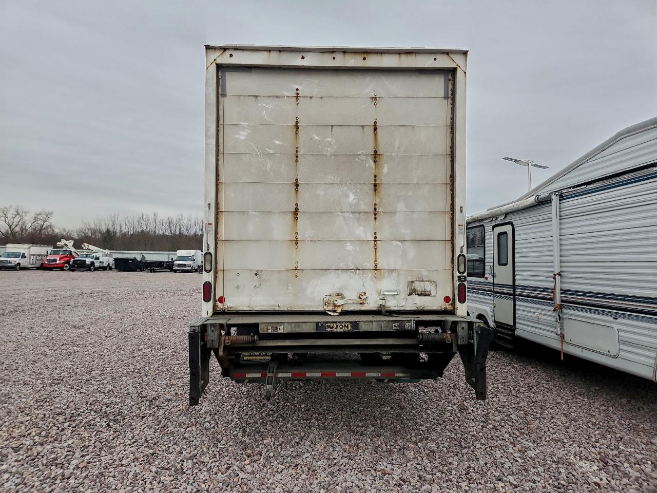 2018 FREIGHTLINER BUSINESS CLASS M2 BOX TRUCK photo 11