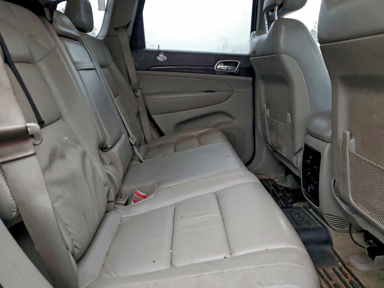 2012 JEEP GRAND CHEROKEE LAREDO photo 11