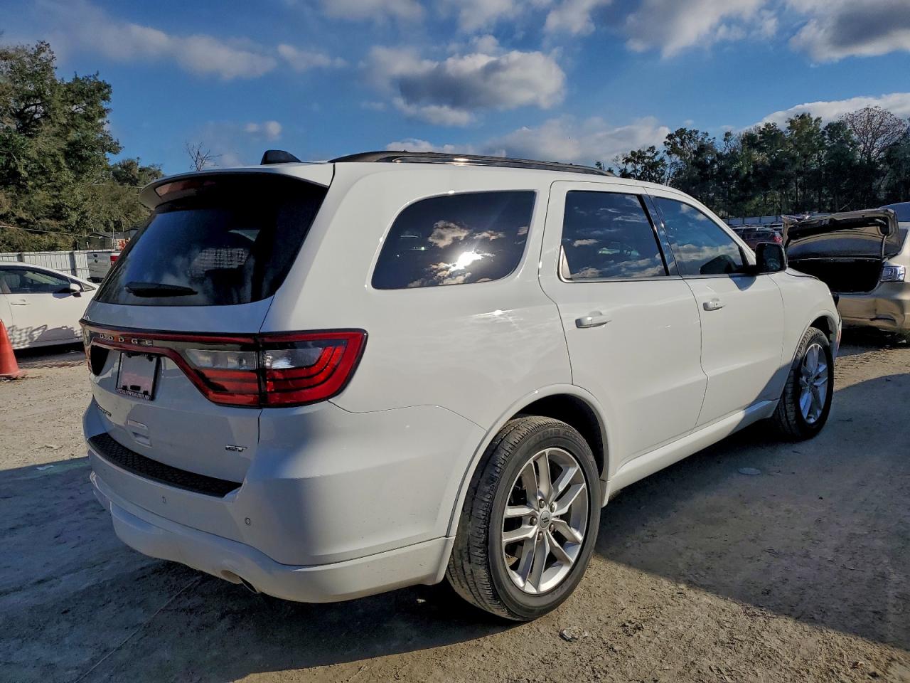 2024 DODGE DURANGO GT photo 3