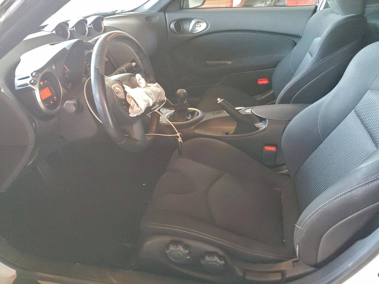 2016 NISSAN 370Z BASE photo 7