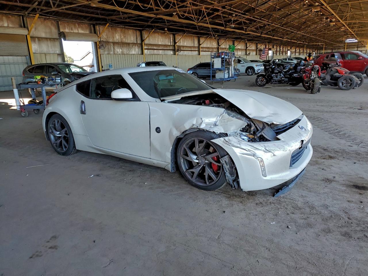 2016 NISSAN 370Z BASE photo 4