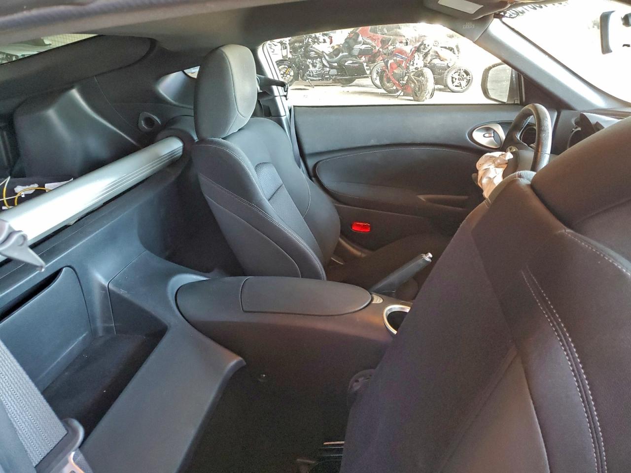 2016 NISSAN 370Z BASE photo 10