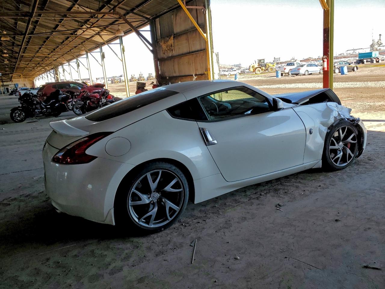 2016 NISSAN 370Z BASE photo 3