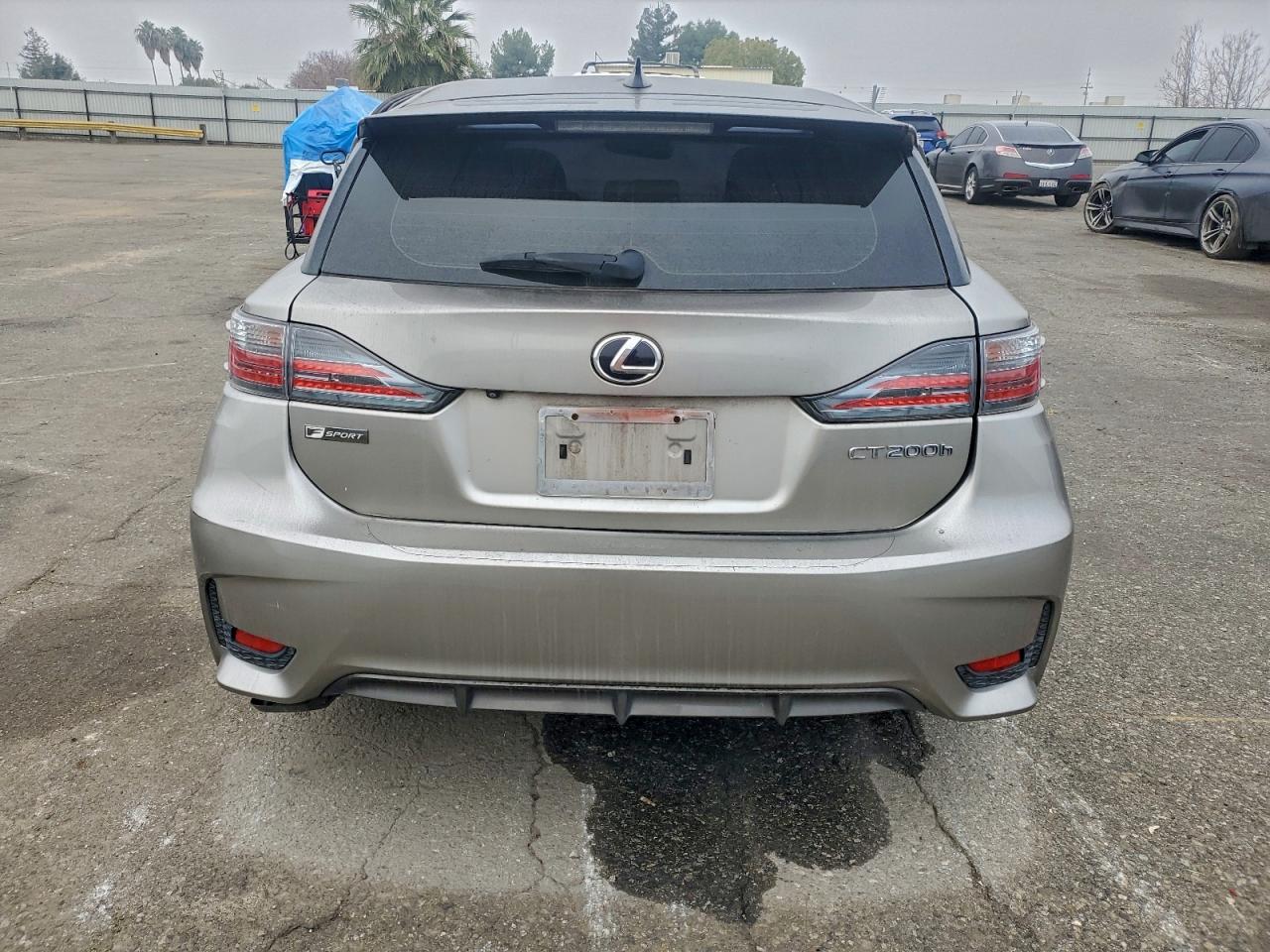 2017 LEXUS CT 200 photo 6