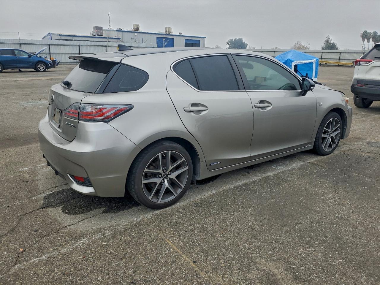 2017 LEXUS CT 200 photo 3