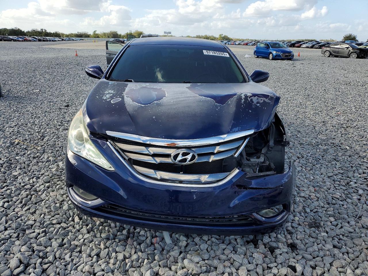 2012 HYUNDAI SONATA SE photo 9