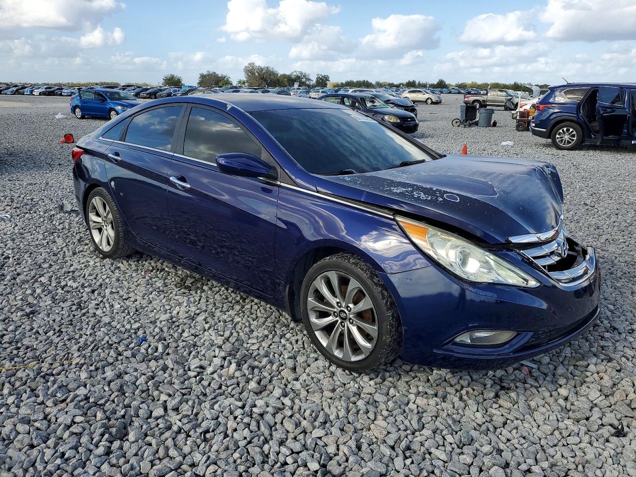 2012 HYUNDAI SONATA SE photo 7