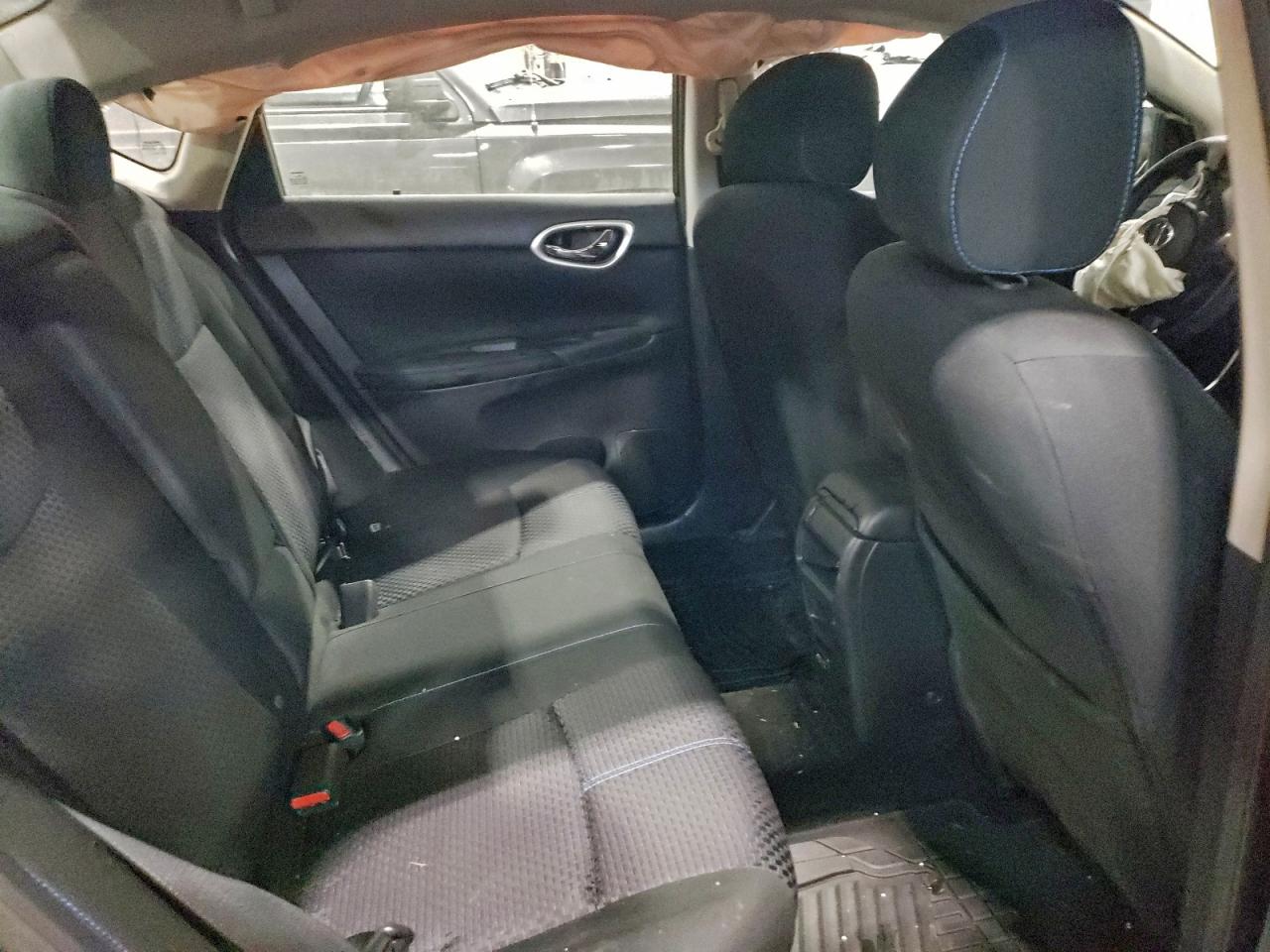 2019 NISSAN SENTRA S photo 10