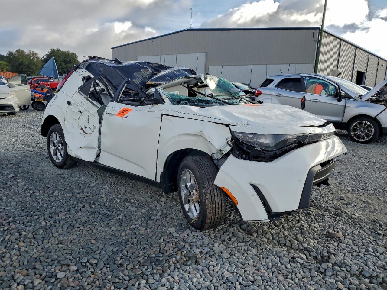 2025 KIA SOUL LX photo 4