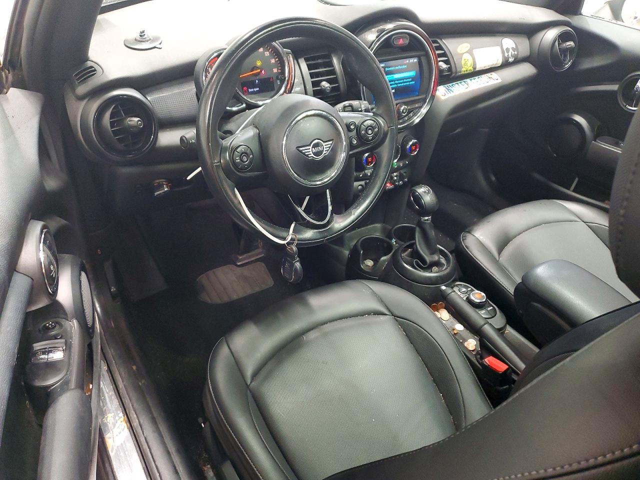 2019 MINI COOPER photo 8