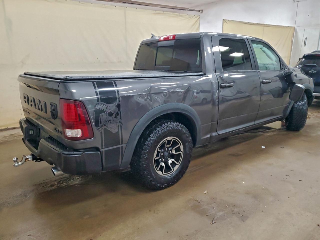 2016 RAM 1500 REBEL photo 3