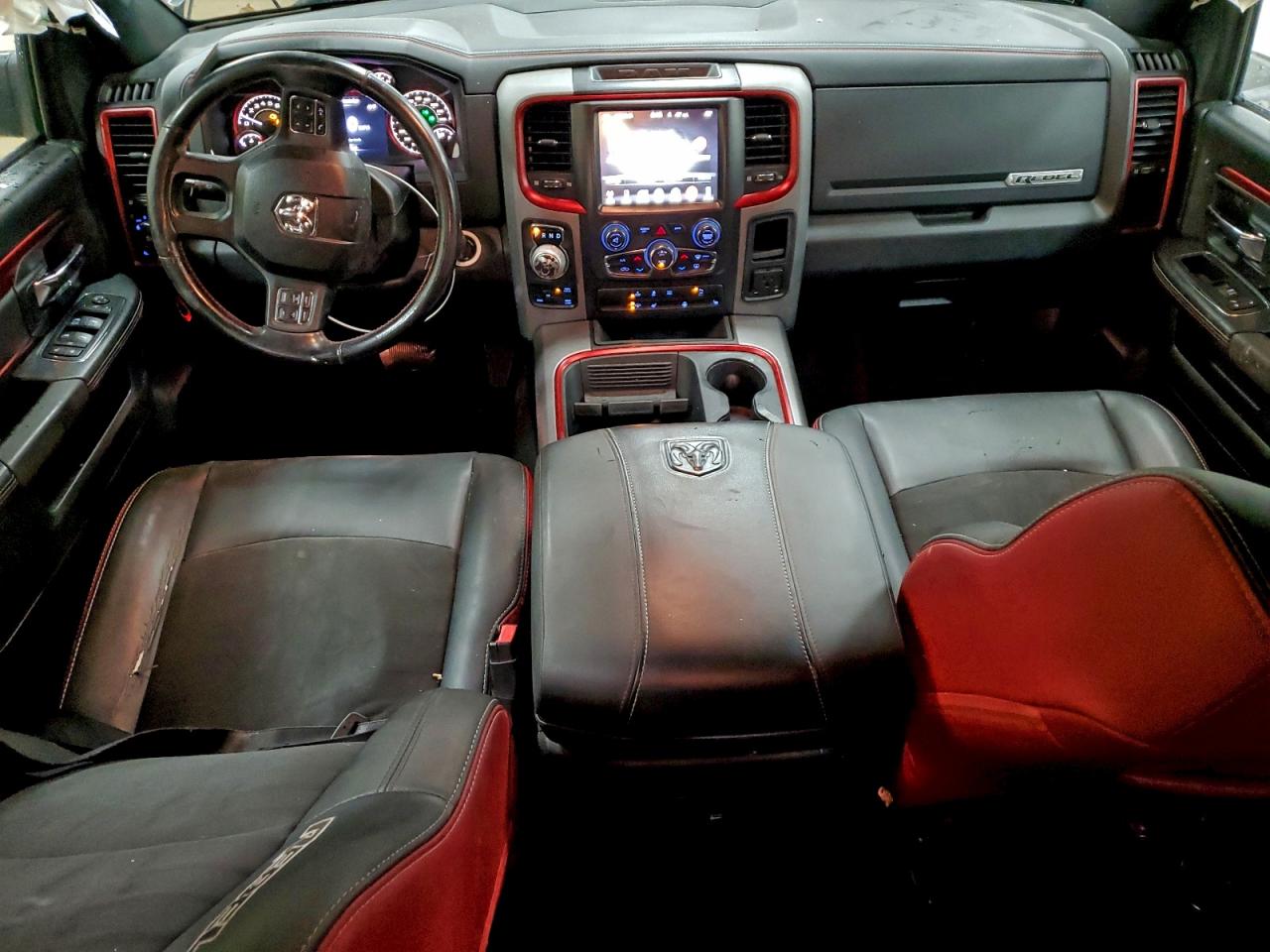 2016 RAM 1500 REBEL photo 8