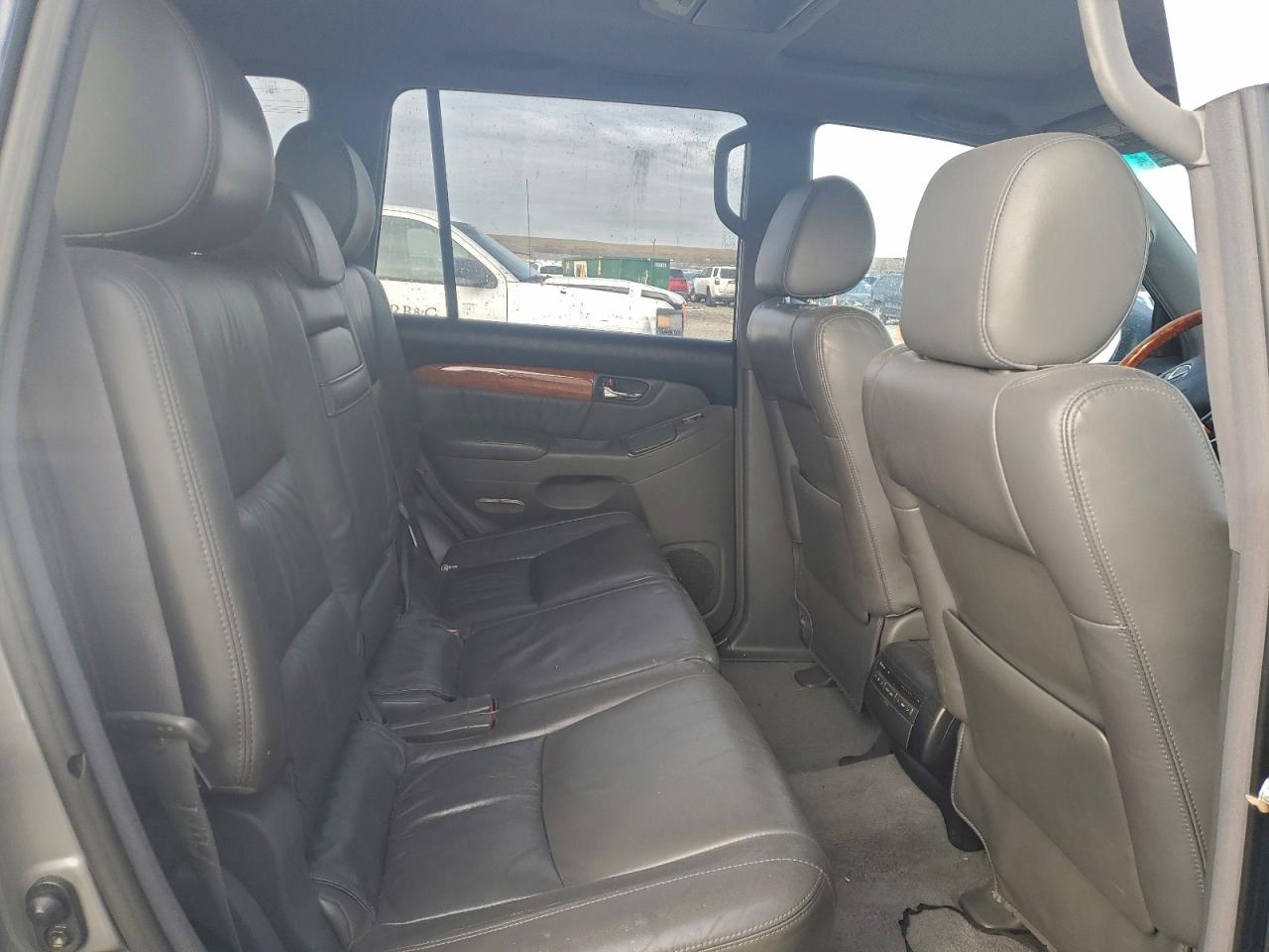 2005 LEXUS GX 470 photo 10