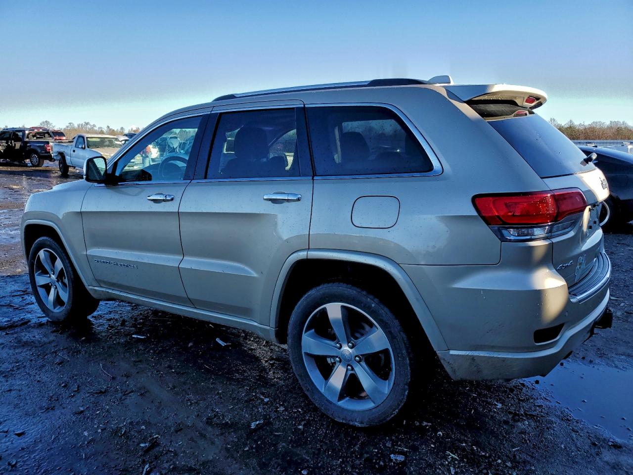 2014 JEEP GRAND CHEROKEE OVERLAND photo 2