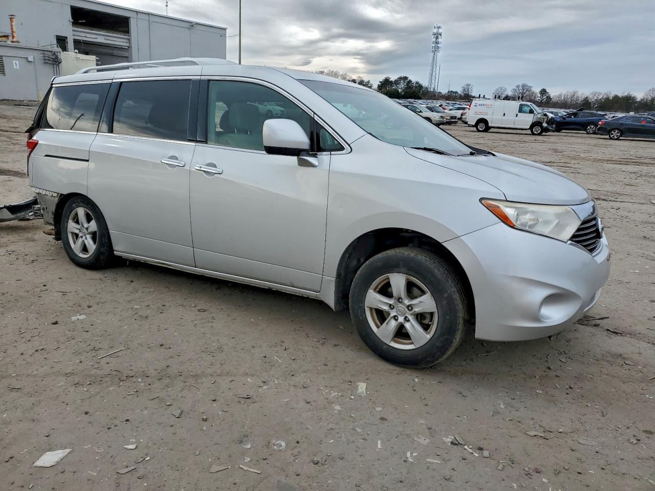 2012 NISSAN QUEST S photo 4