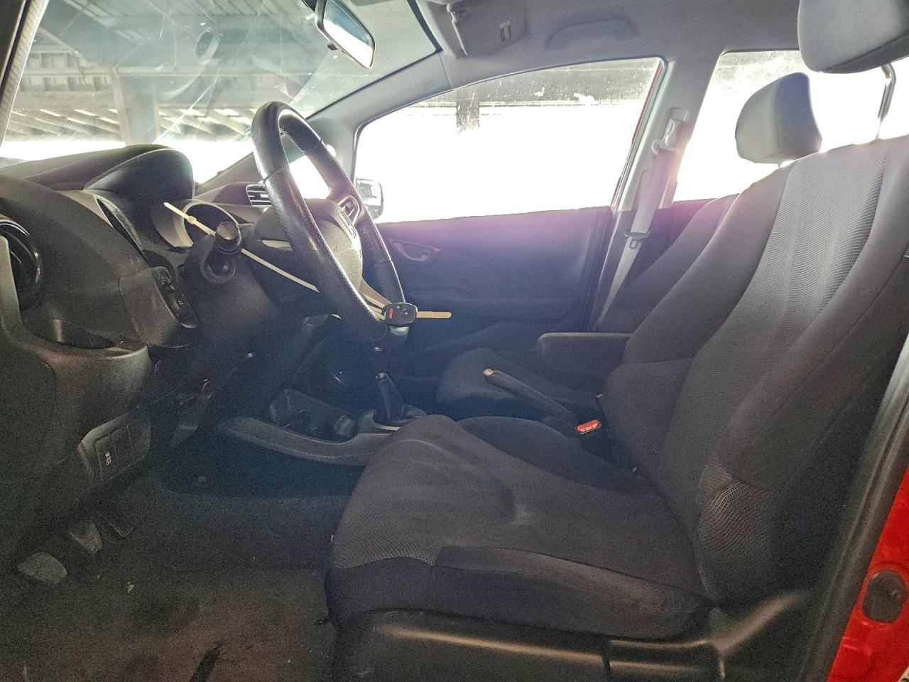 2011 HONDA FIT SPORT photo 19