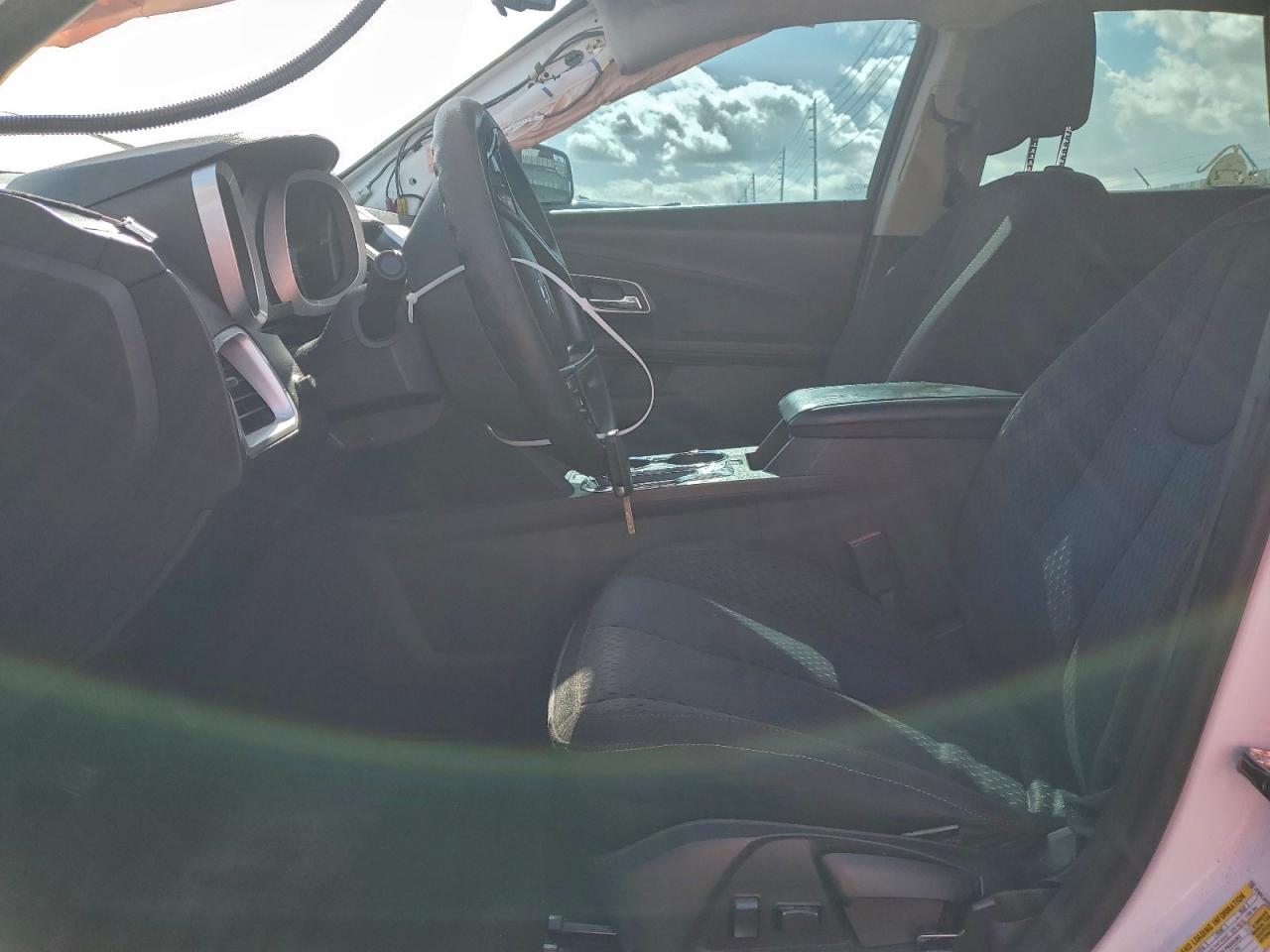 2014 CHEVROLET EQUINOX LS photo 19