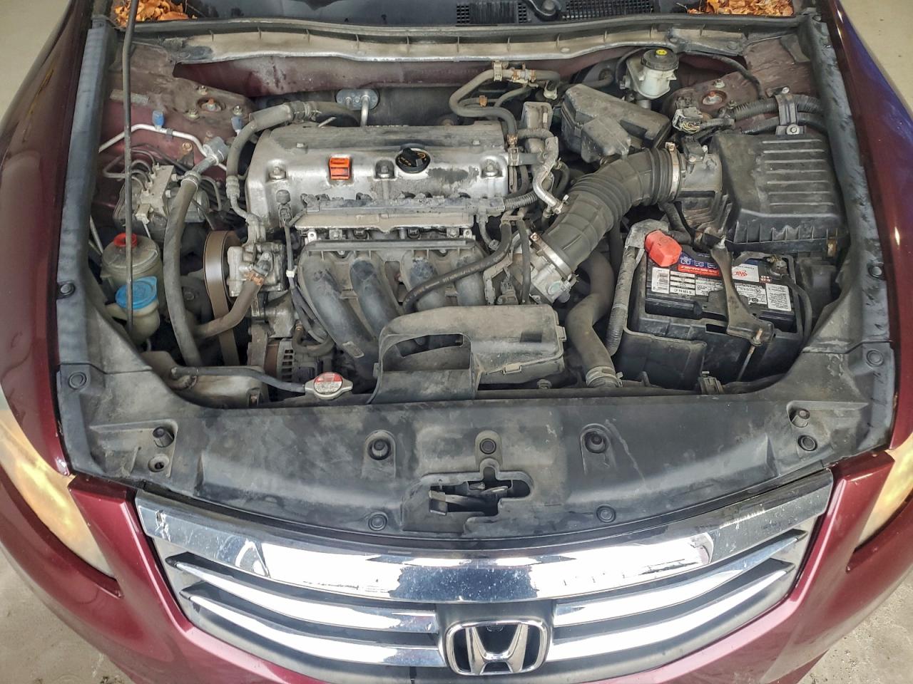 2012 HONDA ACCORD LX photo 31