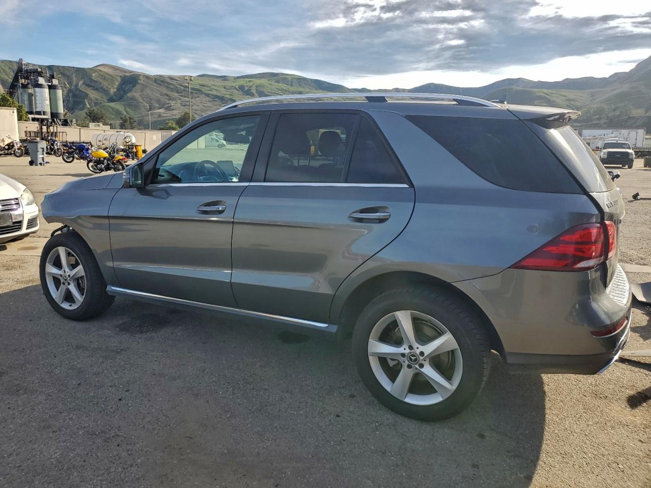 2017 MERCEDES-BENZ GLE 350 photo 3