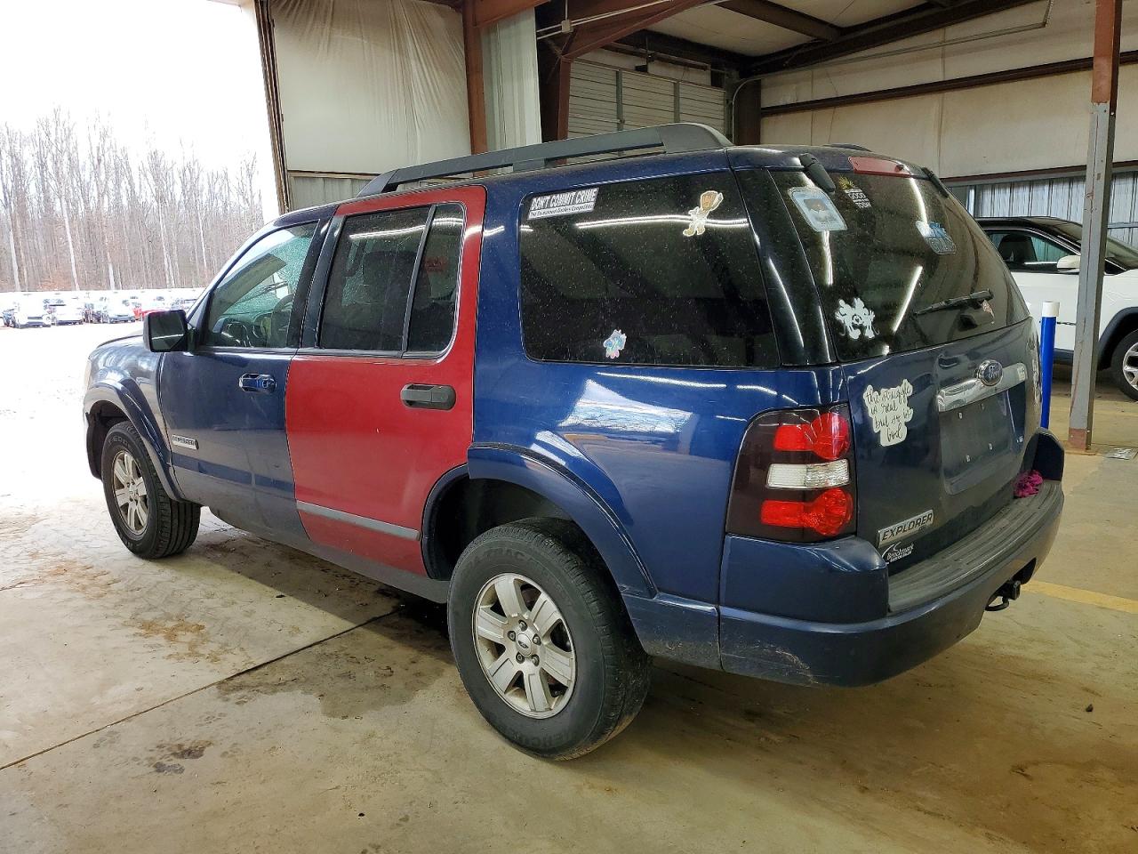 2008 FORD EXPLORER XLT photo 2
