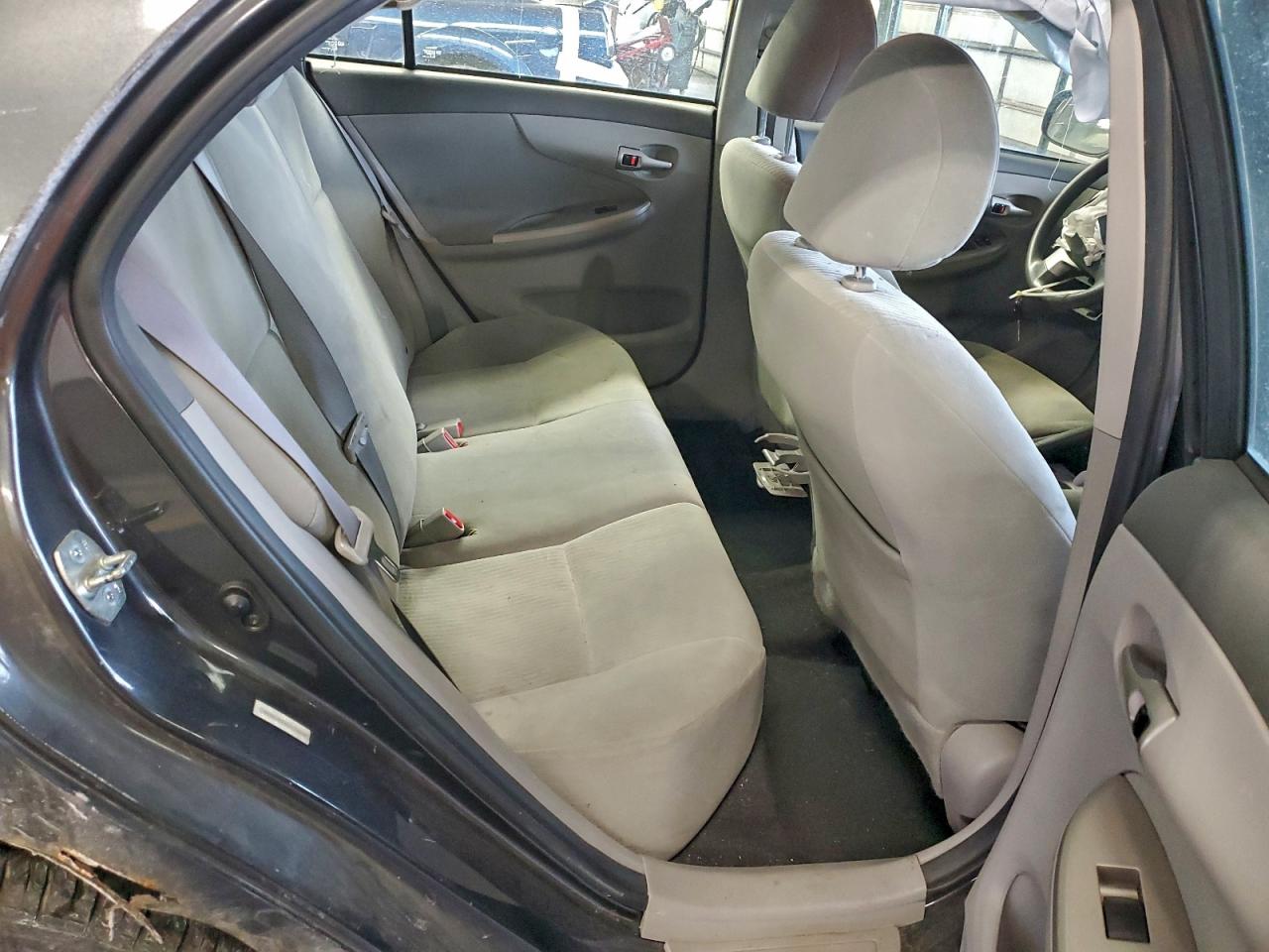 2010 TOYOTA COROLLA BASE photo 10