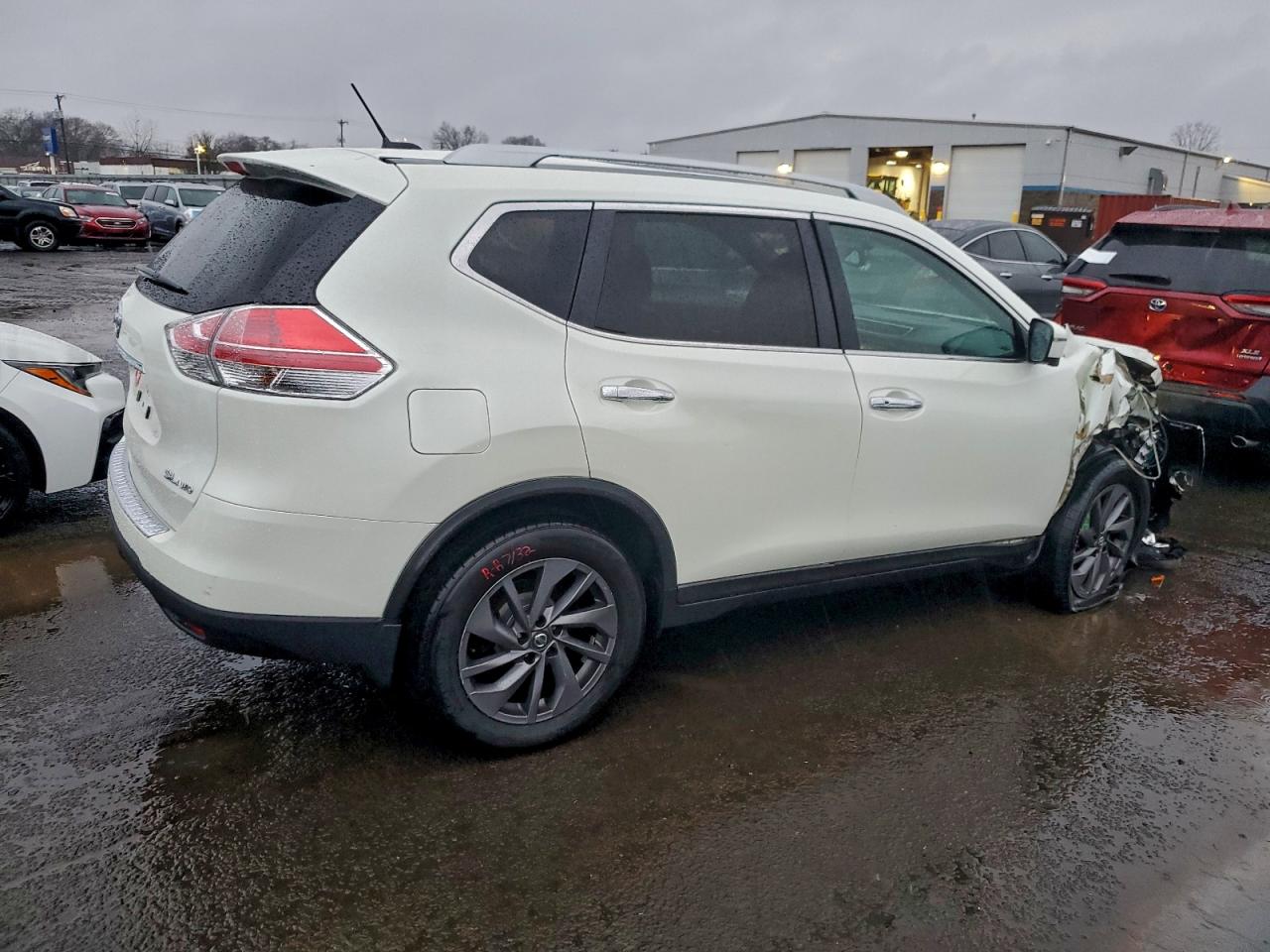 2016 NISSAN ROGUE S photo 3