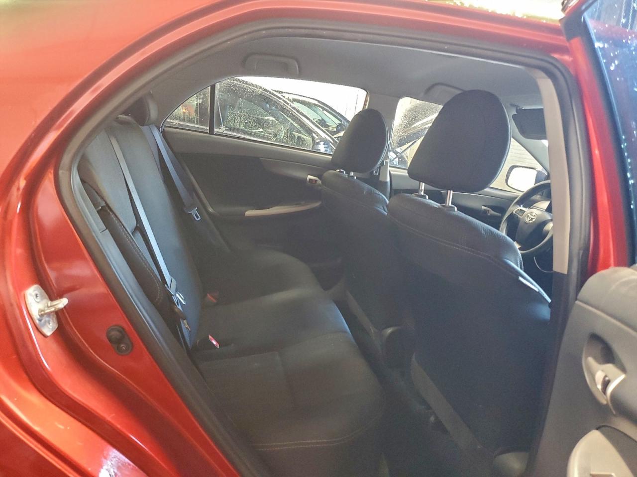 2013 TOYOTA COROLLA BASE photo 10