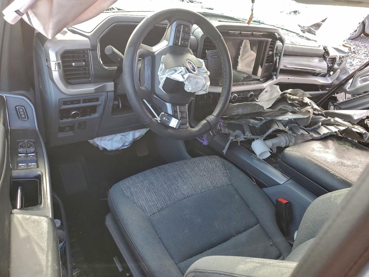 2023 FORD F150 LIGHTNING PRO photo 8