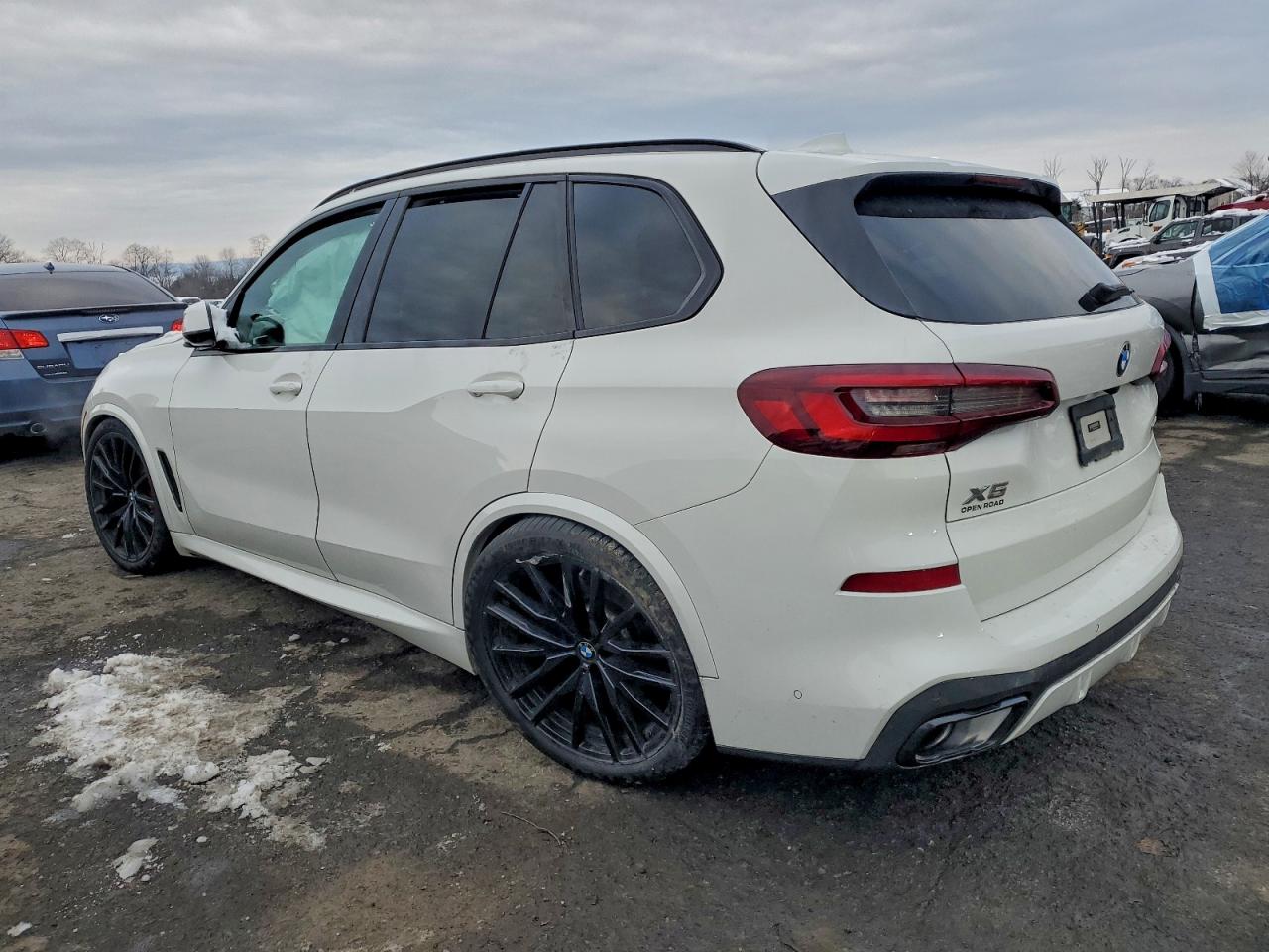 2022 BMW X5 XDRIVE40I photo 2