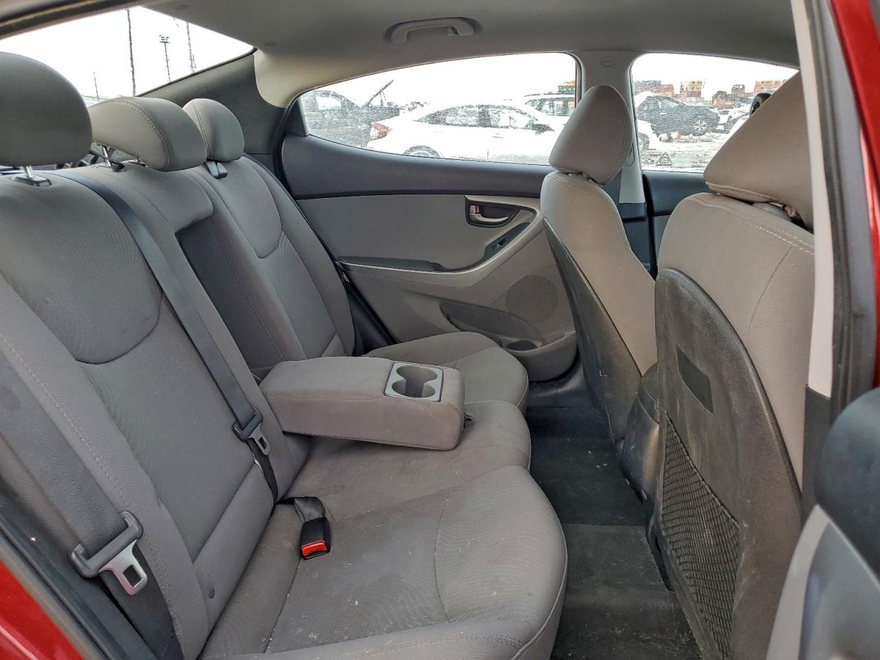 2016 HYUNDAI ELANTRA SE photo 10