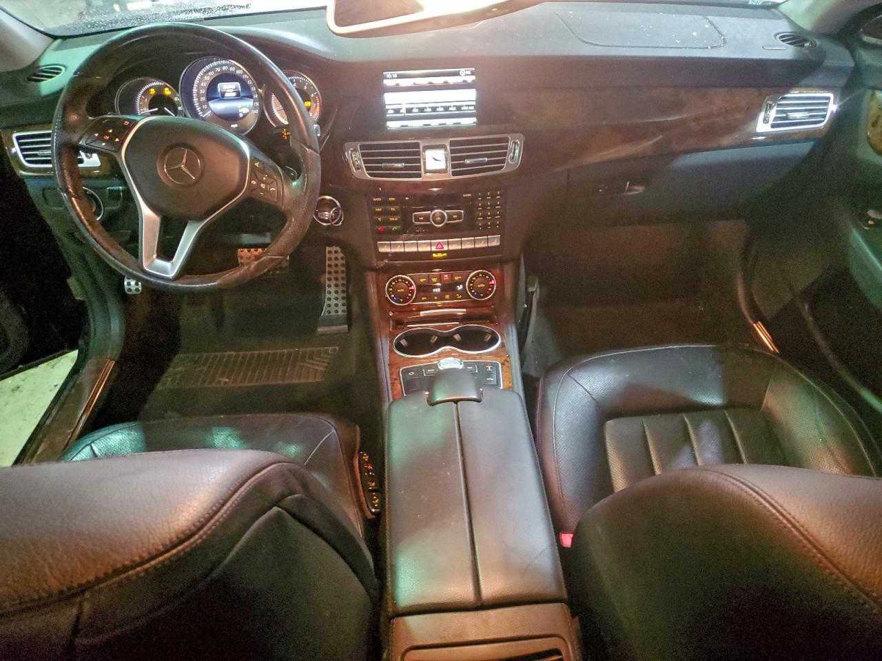 2014 MERCEDES-BENZ CLS 550 4MATIC photo 8