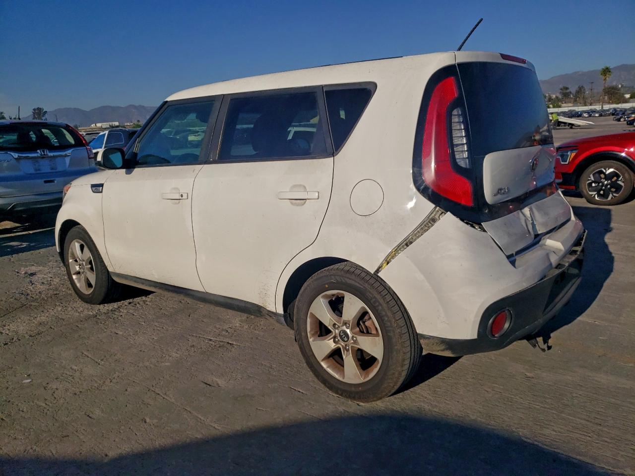 2017 KIA SOUL photo 2