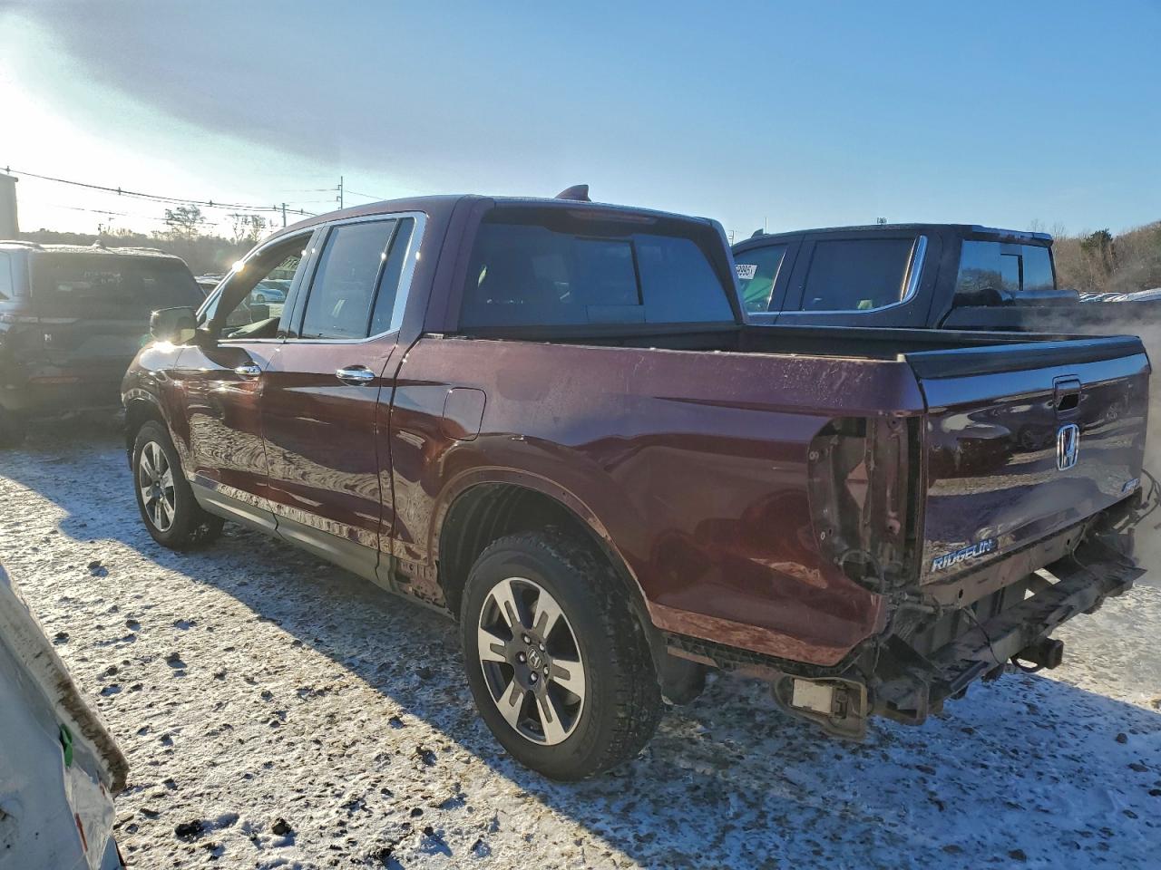 2019 HONDA RIDGELINE RTL photo 2